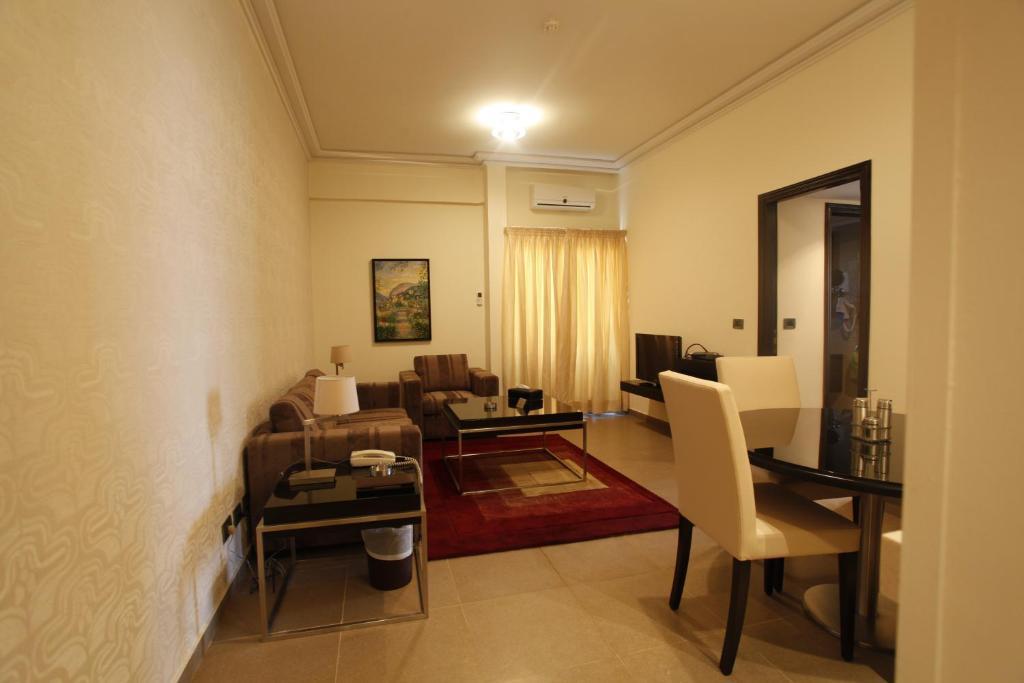 Al Jamila Suites Ghobeiry Buitenkant foto